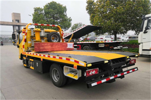 新会区道路救援拖车报价