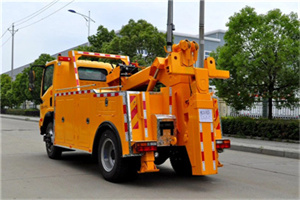 新会区高速路拖车费