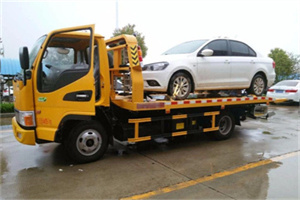 新会区附近拖车救援24小时服务热线